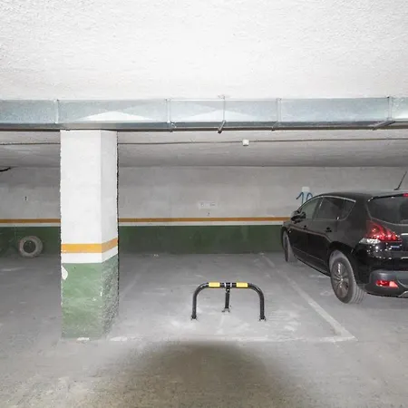 Old Penthouse With Fantastic Views & Parking * Бенидорм