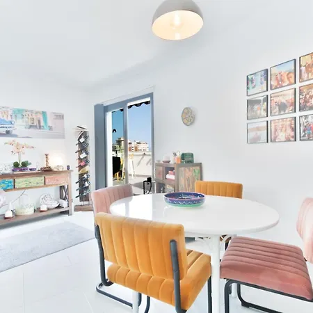 Lägenhet Old Penthouse With Fantastic Views & Parking Benidorm